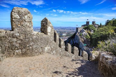 Sintra, Portekiz - Ekim, 2016 yaklaşık: Castelo dos Mouros diğer adı The Castle Moors Sintra, Portekiz