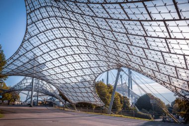 Münih, Bavyera, Almanya - Eylül, 2018 yaklaşık: Olympic Park Münih takma Olympiapark Muenchen Münih, Almanya.
