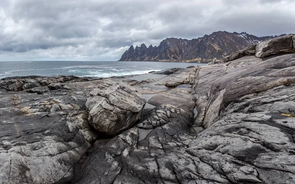 Het Landschapsuitzicht Van Senja Island Vanuit Tungeneset Picknick Noorwegen — Stockfoto