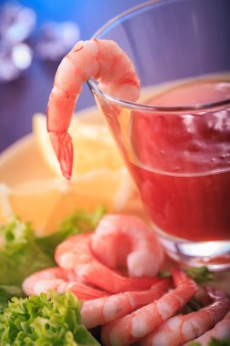 bir karides kokteyli atış kapatmak