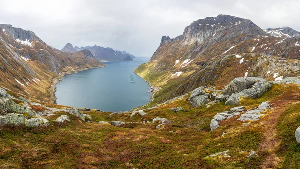 Ландшафтный Вид Остров Сеня Горы Опен Норвегии — стоковое фото
