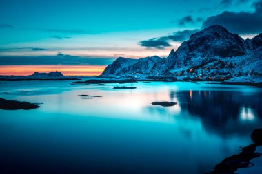 Lofoten Adaları'ndaki Sorvagen köyü