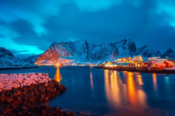 Рейне село на Лофотенских островах — стокове фото