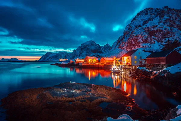 Lofoten Adaları'ndaki Sorvagen köyü — Stok fotoğraf