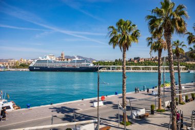 Costa del Sol üzerinde Malaga şehir 