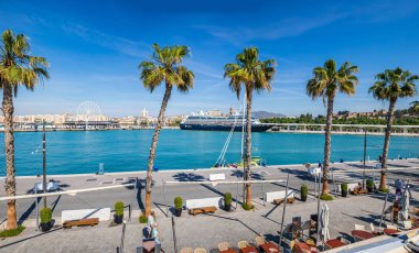 Costa del Sol üzerinde Malaga şehir 