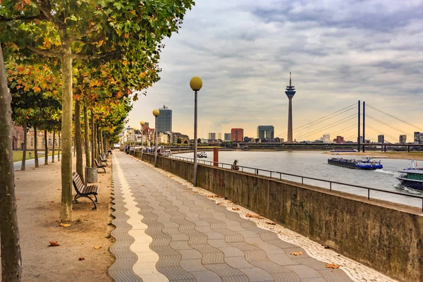 La ciudad de Düsseldorf —  Fotos de Stock