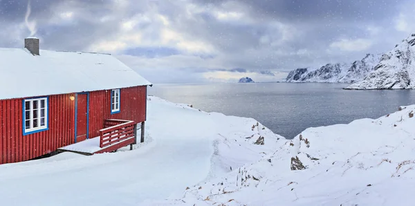 Vesnice i Lofoten na Lofotenské ostrovy — Stock fotografie