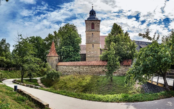 Wallgraben and town wall of Bad Rodach — Stock Photo, Image