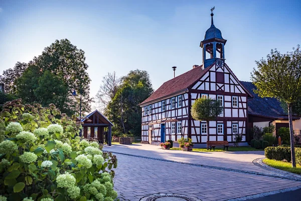 Ehemaliges Gemeindehaus van Rudelsdorf — Stockfoto