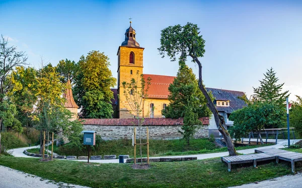 Волґрабен і міська стіна Бад Родбах — стокове фото