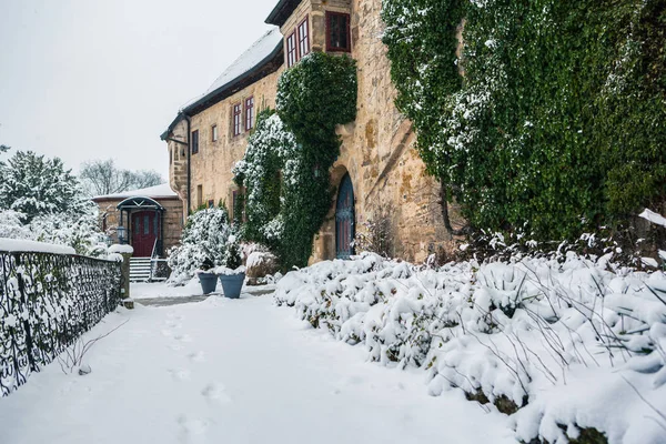 Castillo en la nieve — Foto de Stock