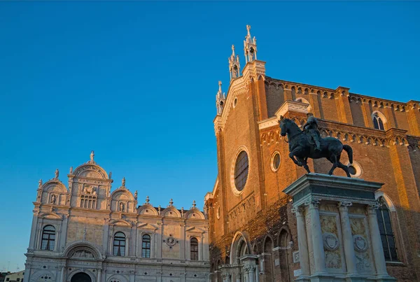 Kilise Aziz John ve Paul, Venedik, İtalya'nın Castello bölgesinde geceleri doğal görünümü