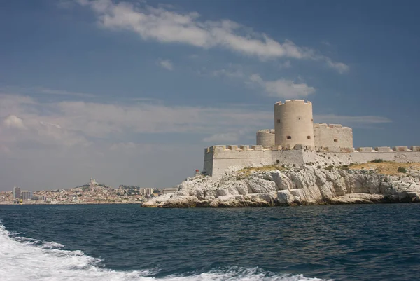 Chateau d Eğer Marsilya, Fransa'nın kıyılarında