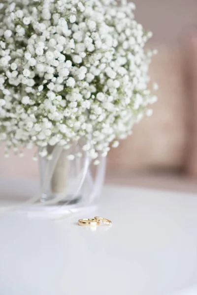 반지와 테이블 선택적 — 스톡 사진