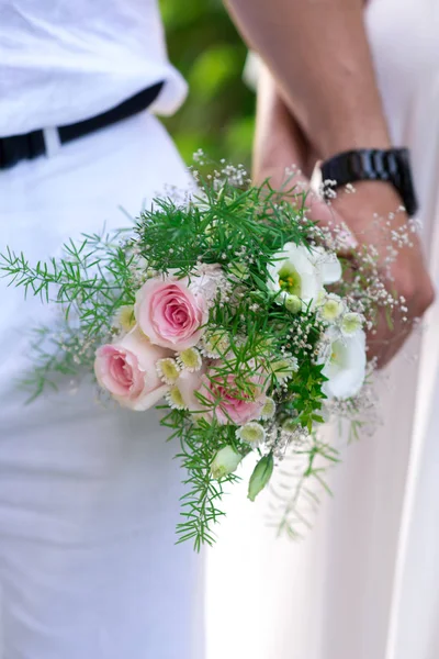 Bride Groom Holding Hands Detail Selective Focus Copy Space — Stock Photo, Image