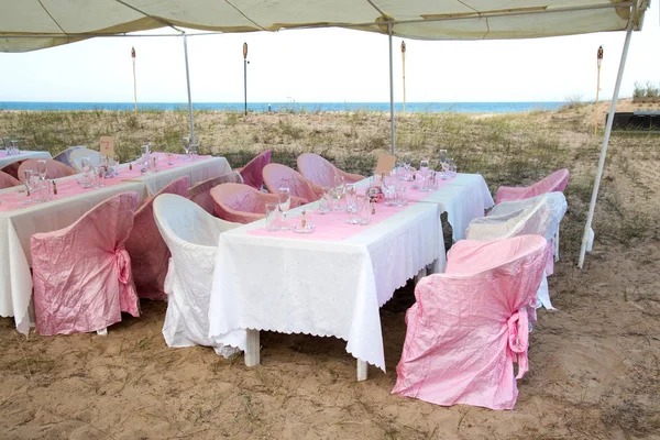 Decoração Casamento Romântico Rosa Praia — Fotografia de Stock