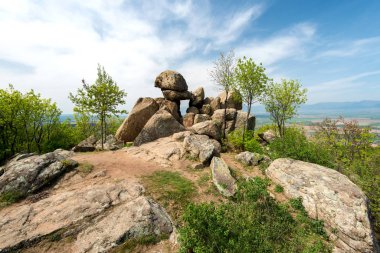 Tanrıça - Bulgaristan Kazanlık yakınındaki bir antik Trakya taş kutsal - Megalit, olarak da bilinen güneş kapı kapı