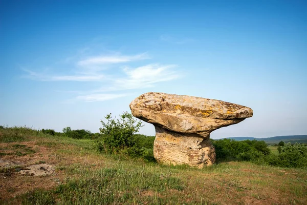 güzel doğal olay kaya oluşumu - mantar