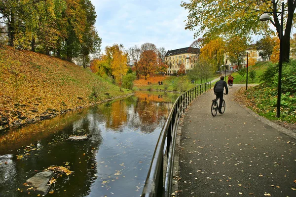 Sentier Pédestre Long Rivière Ville Automne Rivière Akerselva Oslo Norvège — Photo