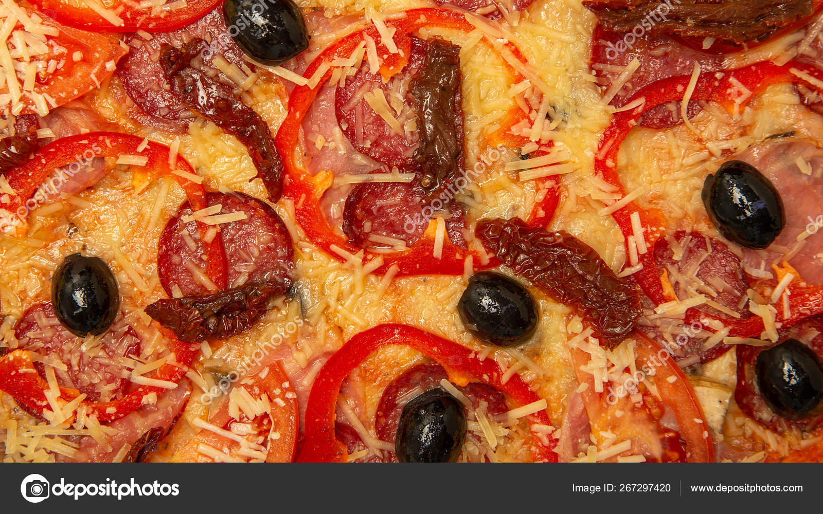 Pizza De Fond Texture De Pizza Au Fromage A La Saucisse Et Olives Poivrees Image Libre De Droit Par Simikov C Pizza De Fond Texture De Pizza Au Fromage A La Saucisse Et Olives Poivrees Image Libre De Droit Par Simikov C