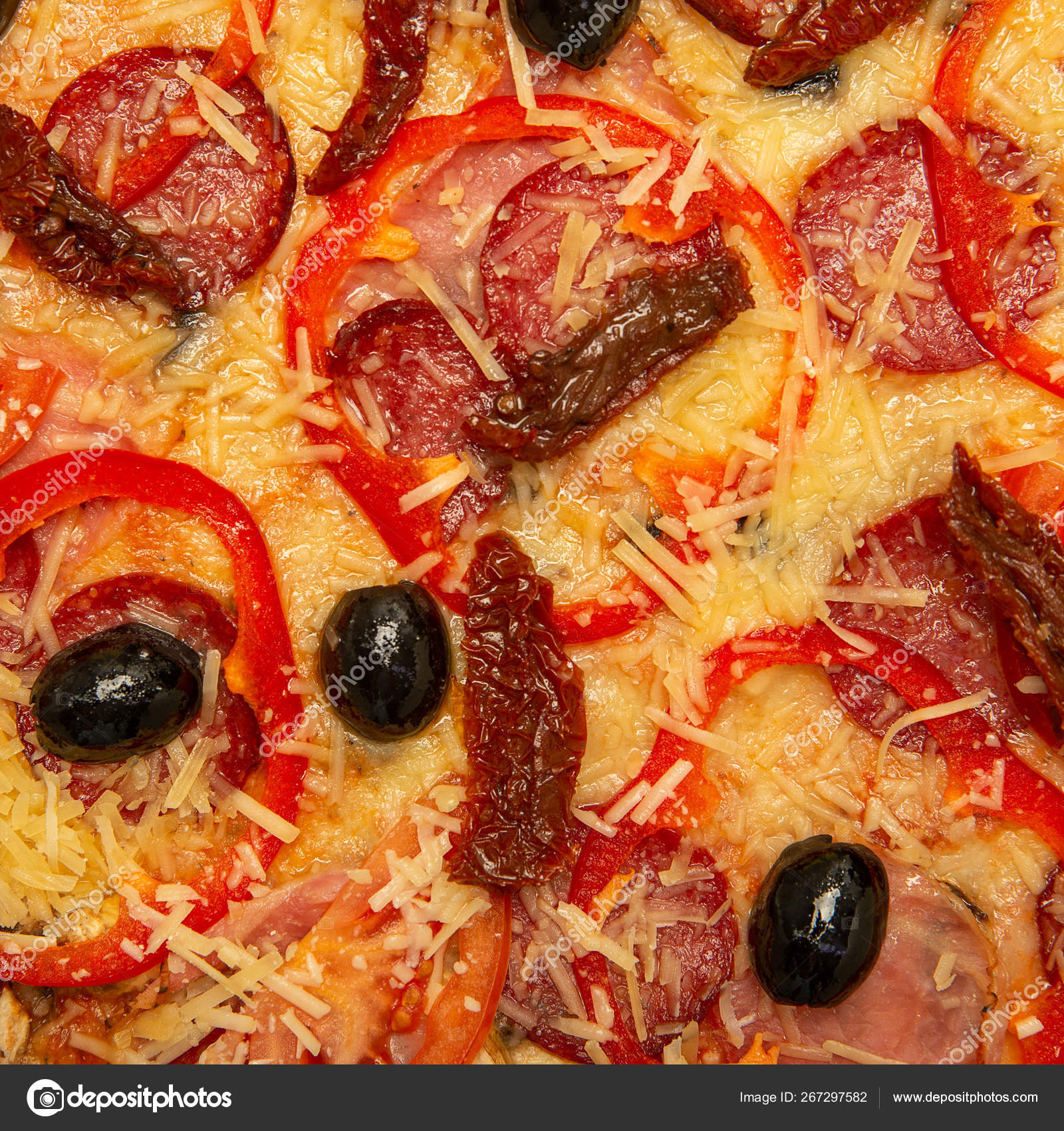 Pizza De Fond Texture De Pizza Au Fromage A La Saucisse Et Olives Poivrees Image Libre De Droit Par Simikov C Pizza De Fond Texture De Pizza Au Fromage A La Saucisse Et Olives Poivrees Image Libre De Droit Par Simikov C