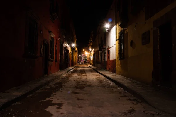 Улица Ночью Историческом Городе Сан Хуан Альо Гуанахуато Мексика — стоковое фото