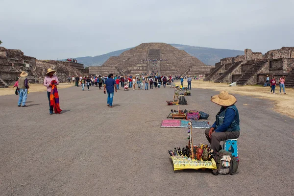 San Juan Teotihuacan Mexico Dec 2018 Indigenous Sellers Selling Artcraft — Stock Photo, Image