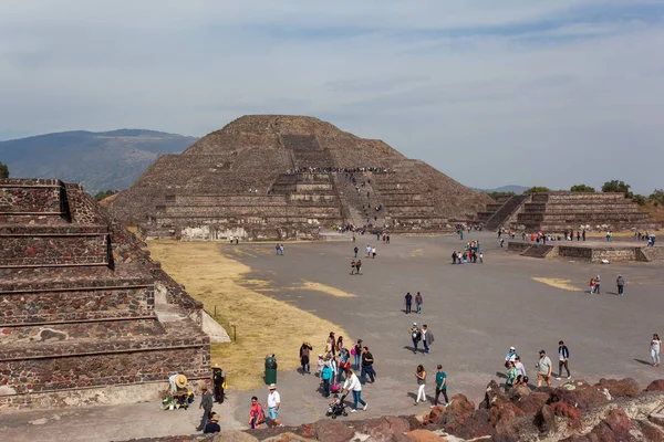 San Juan Teotihuacan México Diciembre 2018 Turistas Visitan Impresionante Valle — Foto de Stock