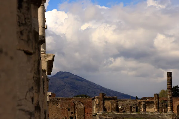 Руины Помпеев — стоковое фото