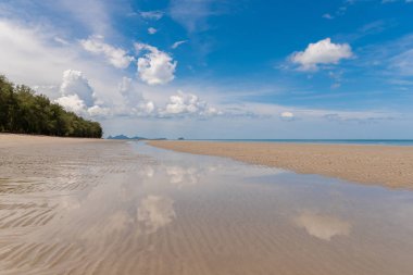 Tropikal plaj deniz, kum ve yaz günü