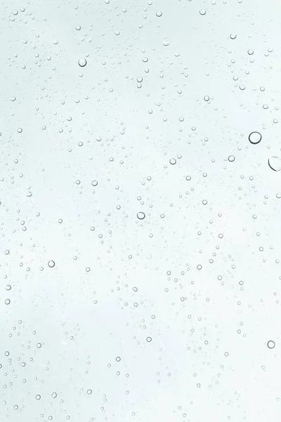 Cam Ayna arka plan üzerinde su damlası.