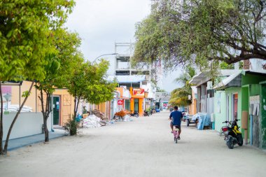 Maafushi, Maldivler - Nisan'da Maldivler Maafush adanın Sokak görünümü 20, 2019