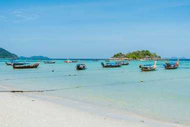 Sea Bright, tropik adada güzel Andaman kristal Denizi, Koh Lipe, Tayland