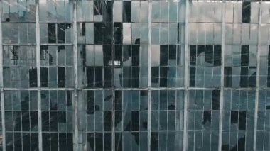 Animasyon çizgi ve Izgaralar alanda yok edilen bir fabrika