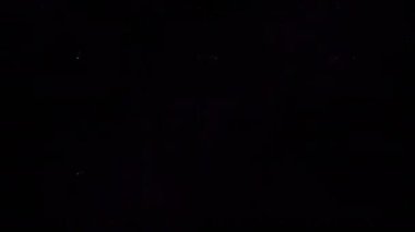 Çok renkli ışık ışık ampuller doku kareler üzerinde renkli flaş uygulamak. Sorunsuz döngü 4k animasyon