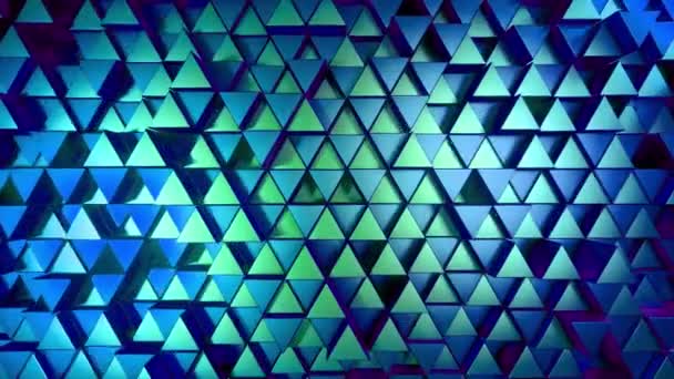 Fondo abstracto de triángulos metálicos brillantes. Moderna iluminación de moda. Inconsútil bucle de animación 4k — Vídeo de stock