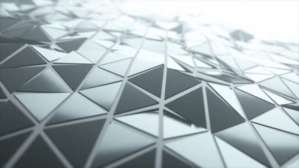 Abstrato moderno fundo de tecnologia com animação de ondulação superfície poligonal lisa de vidro, cromo ou plástico com nevoeiro. Belo cenário tecnológico. Animação sem costura loop 4k . — Vídeo de Stock