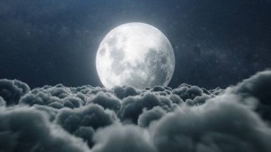 Gece ay ışığında kümülüs bulutları üzerinde güzel, gerçekçi bir uçuş. Büyük bir dolunay, yıldızlı bir gecede parlak bir şekilde parlar. Sinema sahnesi. 3d illüstrasyon