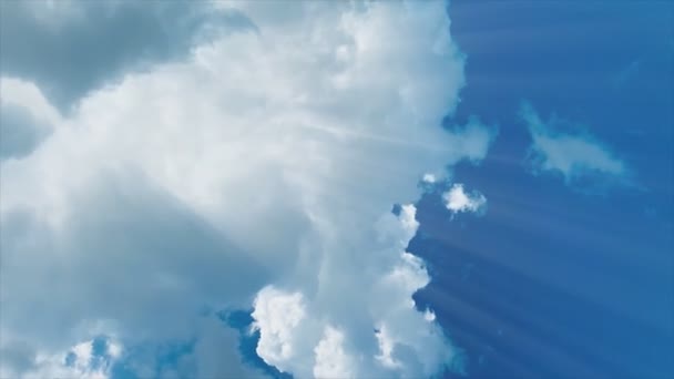 Building motions clouds. Puffy fluffy white clouds sky time lapse. slow moving clouds. The formation of an anticyclone. Swirl of clouds. — Stock Video