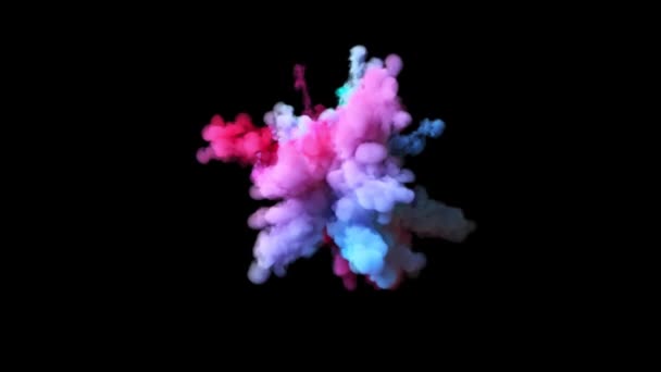 Взрыв разноцветного дыма и порошка в замедленной съемке на черном фоне — стоковое видео