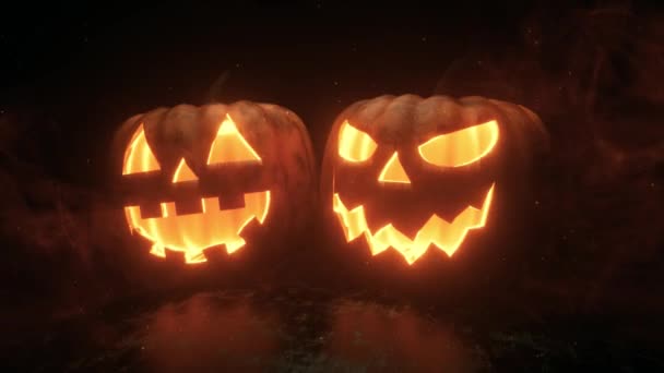 Abóboras de Halloween estão queimando, brilhando e brilhando de dentro em um fundo preto com fumaça. Ultra HD 4k animação loop sem costura para decoração de horror festivo. — Vídeo de Stock