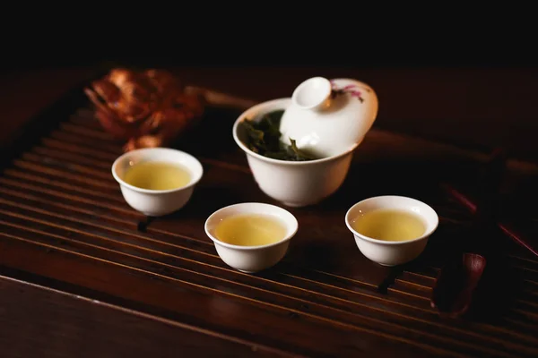 Kínai Tea Szertartás Porcelán Gaiwan Kínai Tea Arany Béka Tea — Stock Fotó