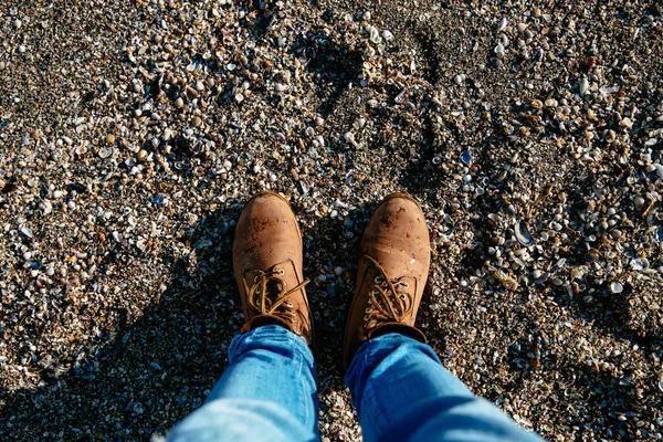 Vista superior de las botas de hombre — Foto de Stock