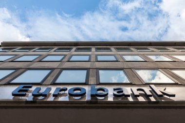 Belgrade, Sırbistan - 8 Temmuz 2018: Eurobank Efg Sırbistan'ın Belgrad Merkezi ana ofiste. Yunanistan'ın 3 banka ve Sırbistan'daki ana bankalar Eurobank biridir