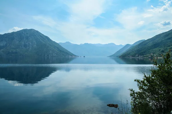 Bahía Kotor También Conocida Como Kotorska Boka Durante Una Tranquila — Foto de Stock