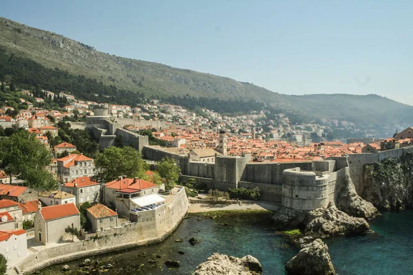 Grandes Murallas Del Casco Antiguo Dubrovnik Croacia Vistas Desde Arriba — Foto de Stock