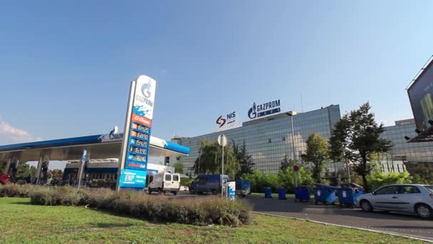 Belgrade Serbie Juin 2018 Station Service Gazprom Devant Leur Siège — Video