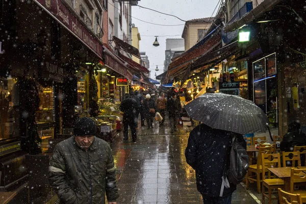 Istanbul Turkey December 2015 Головна Вулиця Ринку Кадікой Азіатській Стороні — стокове фото