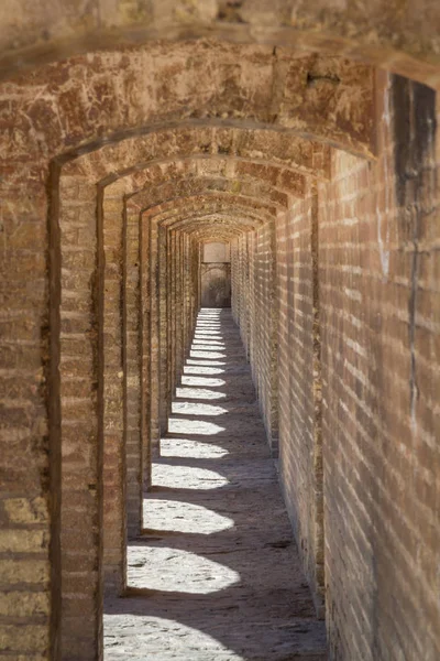 Perspektif Antik Taş Seh Pol Köprüsü Isfahan Ran Öğleden Sonra — Stok fotoğraf